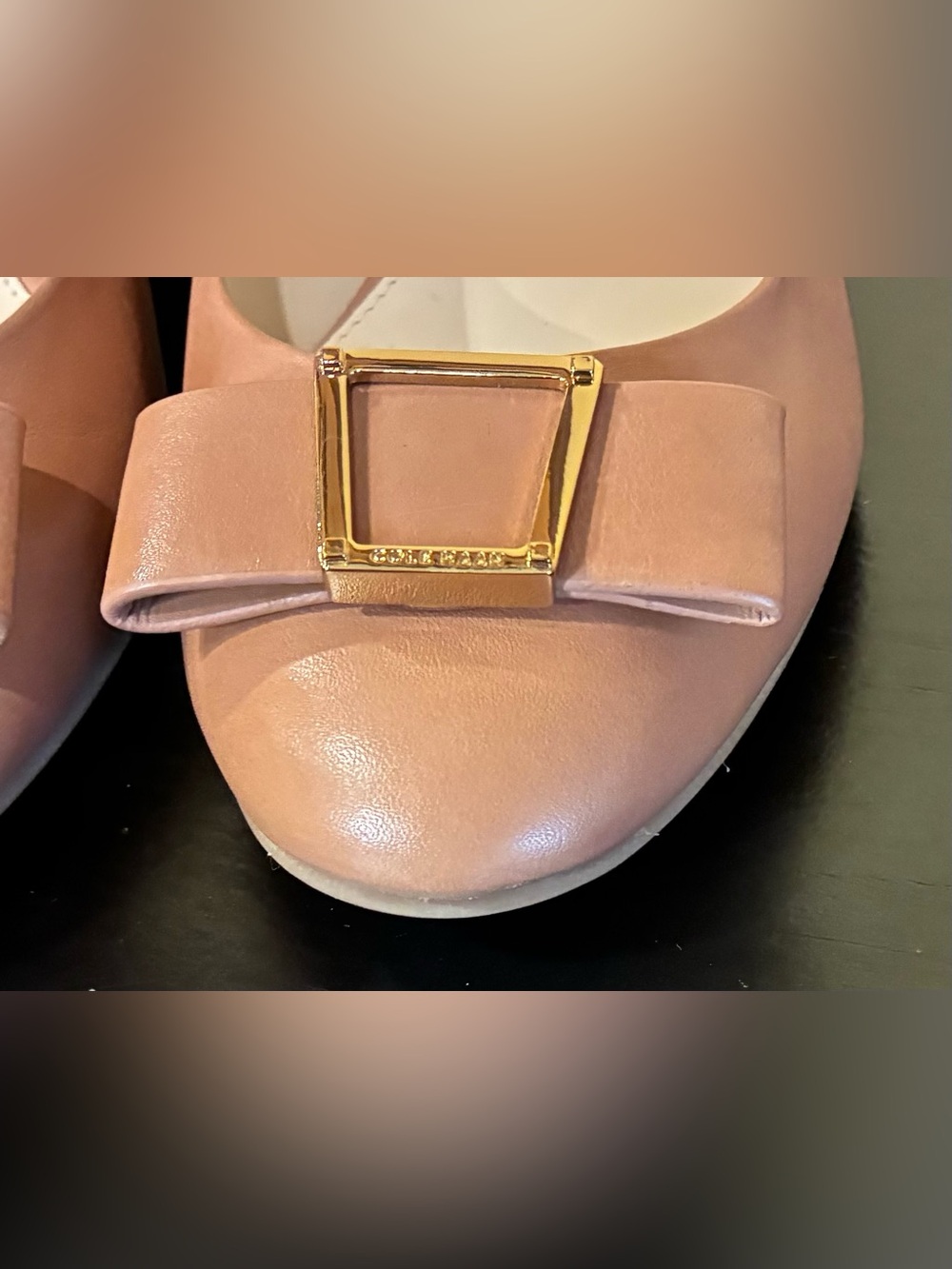 Cole Haan Tali Bow Pump Gold Buckle Deep Beige SZ. 8B NWOB - Picture 4 of 12